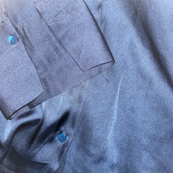 Torrid silk button down - Picture 2 of 2